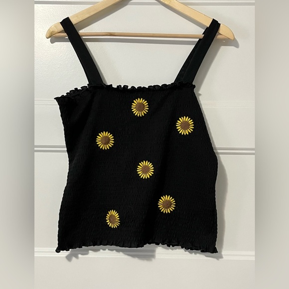 Sunflower  Tank - Picture 1 of 3